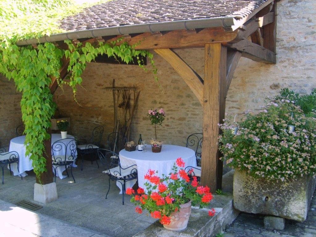 Отель Le Hameau De Barboron Савиньи-ле-Бон Экстерьер фото